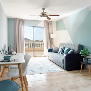https://great-view-heated-pool-cool-design-castle-harbour-in.in-canary-islands.com
